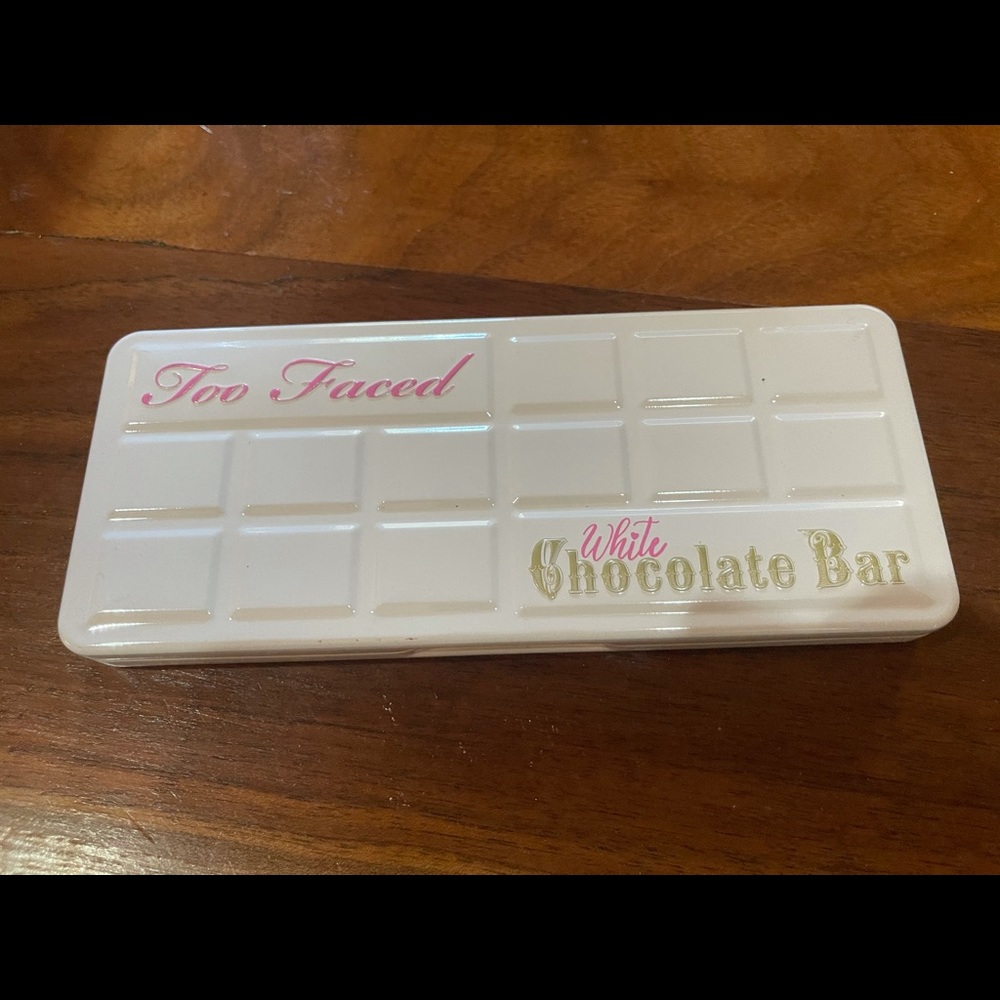 Too faced eyeshadow palette
